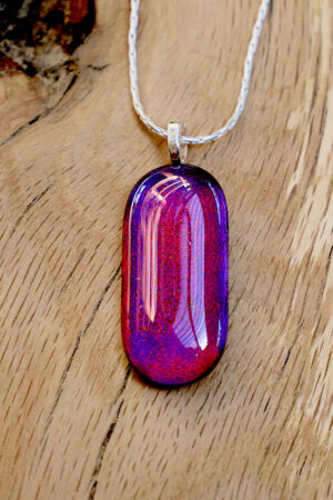 pendentif rouge-violet grand