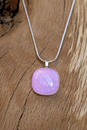 Pendentif rose pastel carré dots