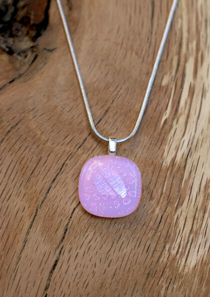 Pendentif rose pastel carré dots