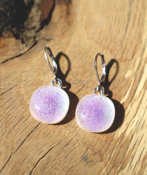 boucles-oreilles-pendantes-blanc-rose-pastel