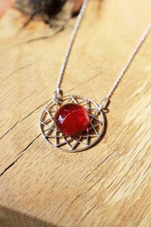 pendentif-argent-rosace-rouge