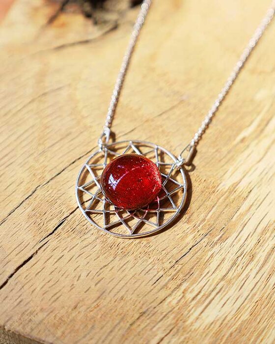 pendentif-argent-rosace-rouge